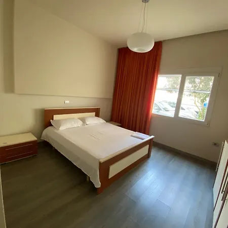 Bylis Affittacamere Golem (Tirana)